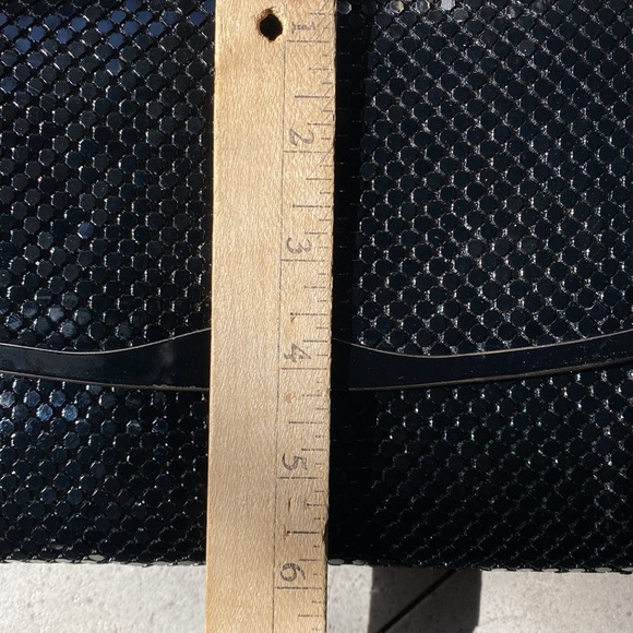 Black Sequin clutch bag w/attached chain for holiday season date. Nice size bag! - Picture 9 of 10